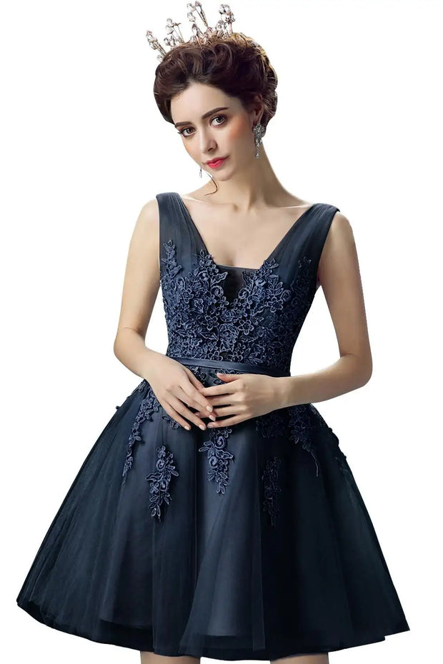 A Line Appliques V Neck Sleeveless Lace Tulle Homecoming Dresses Graduation Gown Vestidos De Cocktail Dresses Vestidos De Fiesta