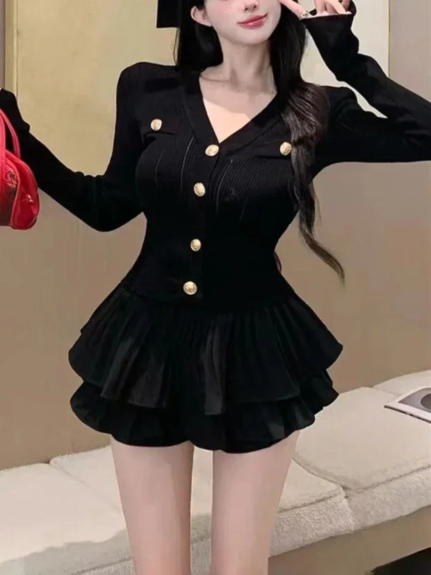 2024 New Korea Fashion Knitted Suit Black Slim 2 Piece Skirt Set Casual Elegant Sweater + Women Outwear Casual Y2k Mini Skirt